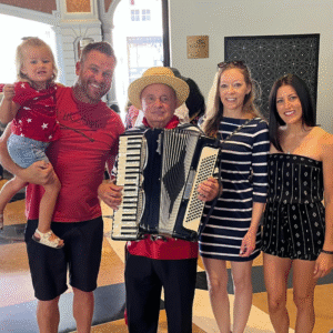 Accordion Player (LV1)-image